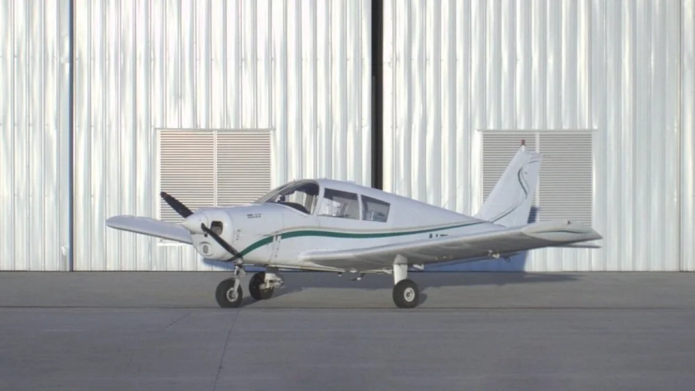 Piper PA-28 Cherokee exterior